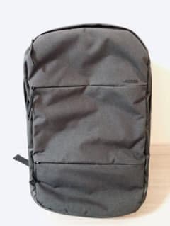 incase バックパックのサムネイル