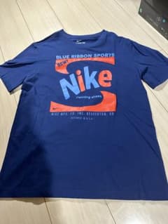 Nike 半袖　tシャツのサムネイル