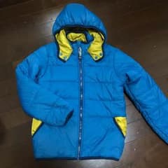 しゅーくりーむ様専用GU 中綿パーカー 140 新品のサムネイル
