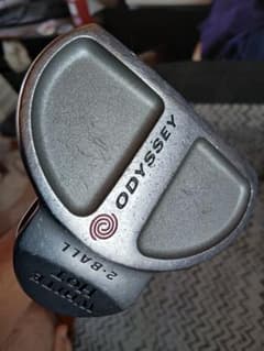 ODYSSEY WHITE HOT 2-BALL パター　３４インチ