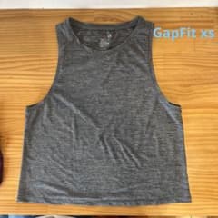 ☆値下げしました☆ GapFit レディースタンクトップ xsのサムネイル