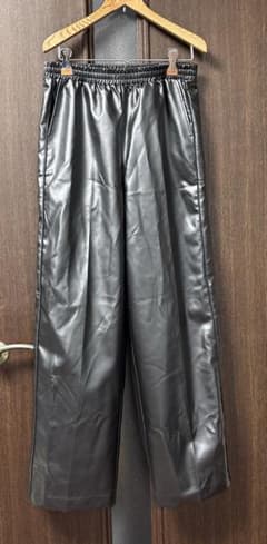 JEANASIS グロッシーラインパンツ ブラックのサムネイル