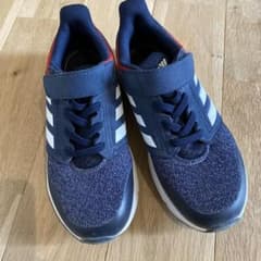 adidasスニーカー  19cmのサムネイル