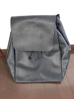 専用　ZARA　リュックのサムネイル