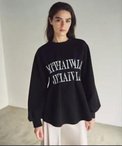 未使用・タグ付✨グレースコンチネンタル タックカットトップ✨ビジュー 完売品 グレースコンチネンタル タックカットトップ ビジュー スウェット