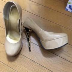 パンプスのサムネイル
