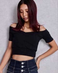 GYDA オフショルダー リブニット 半袖 ブラックのサムネイル