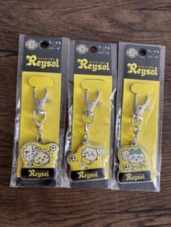 ちいかわ×Jリーグ 柏レイソル メタルチャームキーホルダー 3種のサムネイル