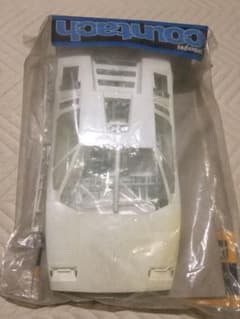 1/12 タミヤ カウンタックのボディのサムネイル