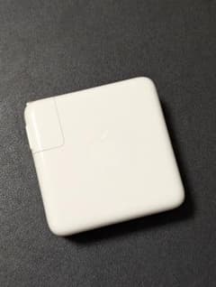 Apple純正 USB-C Power Adapter 67W A2518のサムネイル