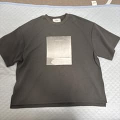 confirm 半袖プリントTシャツグレーのサムネイル