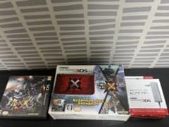 NEW Nintendo 3ds LL  （本体＋ソフト2本＋充電器）のサムネイル