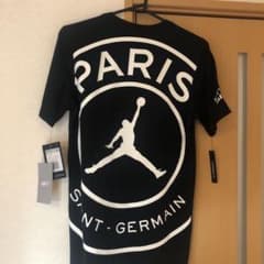 パリサンジェルマン　ジョーダン　コラボTシャツのサムネイル