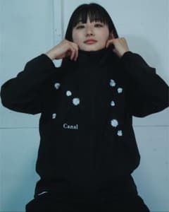 おみき様 花刺繍のライトジャケット XL - メルカリ