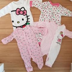 専用H&M　キティー　ロンパースのサムネイル