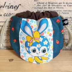 ハンドメイド まるいミニ巾着 (ハニーチューン いちご柄 水玉) - メルカリ