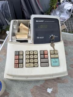 SHARP 電子レジスター　 XE-A127 SHARP 電子レジスター XE-A127 鍵付き - メルカリ