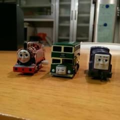 R.mama様　トーマスカプセルプラレールのサムネイル