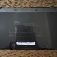 Newニンテンドー3DS LL 本体 メタリックブラックのサムネイル