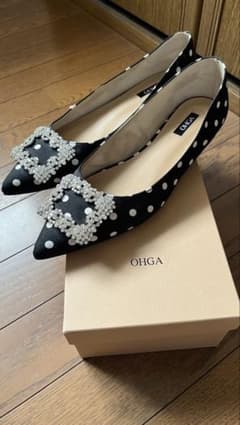 OHGA ドット柄 ビジュー フラットシューズ - メルカリ