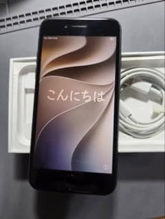 Apple iPhone SE 3 64GB Midnight 本体のサムネイル