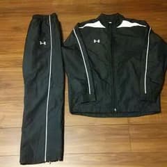 専用 UNDER ARMOUR
上下 ウインドブレーカーのサムネイル