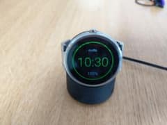moto360 1st　(ジャンク)のサムネイル