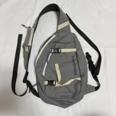 Patagonia 8L ショルダーバックのサムネイル