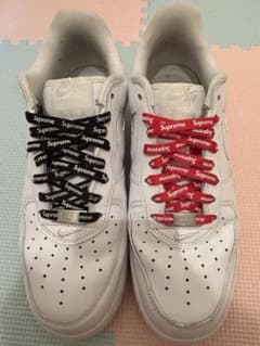 Air Force 1 ホワイト Supremeシューレース付きのサムネイル