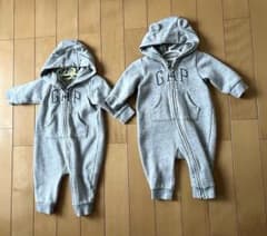 双子　baby GAP ベビー ロンパース くまのフード付き　60cmのサムネイル