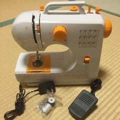 コンパクトミシンのサムネイル