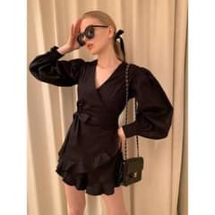 epine ♡ ロンパースのサムネイル