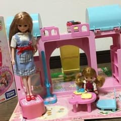 リカちゃんハウス、ミキちゃんマキちゃんようちえんのサムネイル