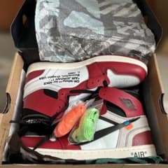 S*i様 Off-White × Nike Air Jordan 1 chica - メルカリ