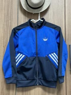 美品❗️アディダス  ジャージ上下のサムネイル