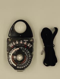 セコニック(SEKONIC) 露出計『スタジオデラックスⅢ L-398A』 - メルカリ