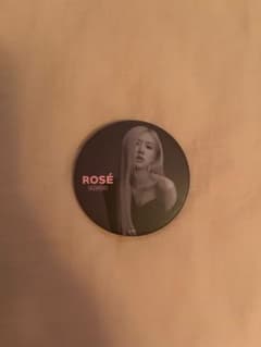 【公式】BLACKPINK ROSÉ 缶バッジのサムネイル