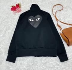 美品 プレイコムデギャルソン トラックジャケット ブラック Lのサムネイル