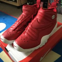 値下げNIKE AIR SHAKE NDESTRUKT red 新品のサムネイル