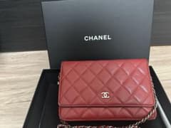 MOKO(プロフ必読)断捨離中☆ 様お取置き CHANEL チェーンウォレット 