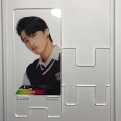 ateez サン スマホスタンドのサムネイル