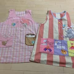 保育士　エプロンのサムネイル