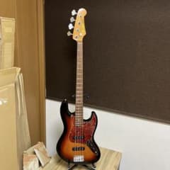 Brian by Bacchus BJB-380 ジャズベ 音出OK 中古品 Brian by Bacchus BJB-380 改ジャズベ 音OK 超美中古品 - メルカリ
