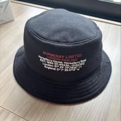 【新品・タグ付き】BURBERRY バケハ（定価¥74,000)のサムネイル