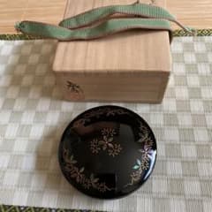 輪島塗　鈴谷鐵五郎作　香合　螺鈿細工　内梨地 輪島塗 鈴谷鐵五郎 香合 螺鈿細工 内梨地 - メルカリ