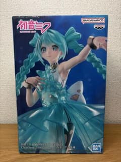 新品未開封】 初音ミク Clearluxe EmeraldGem フィギュア - メルカリ