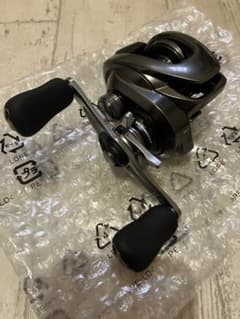 シマノ 20メタニウムXG 右ハンドル 美品 SHIMANO - メルカリ