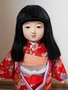 T 呪いの市松人形◇夜に響く声と足音◇霊媒師も驚愕 概要覧をご確認