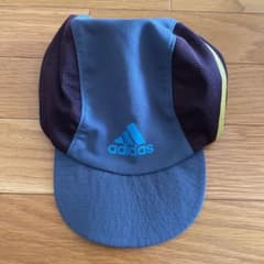 adidas サッカー帽子　52㎝のサムネイル