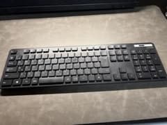 エレコム ワイヤレスキーボード Bluetooth フルキーボードのサムネイル